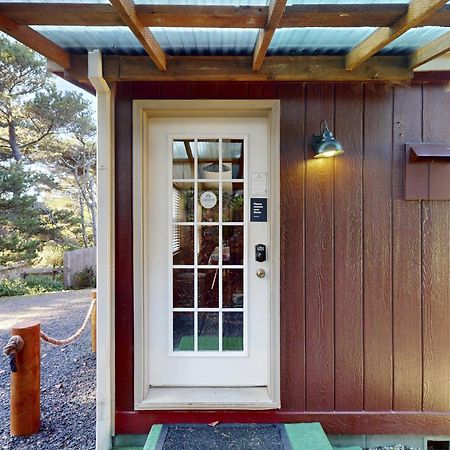 Blk Beach House Флорънс Екстериор снимка