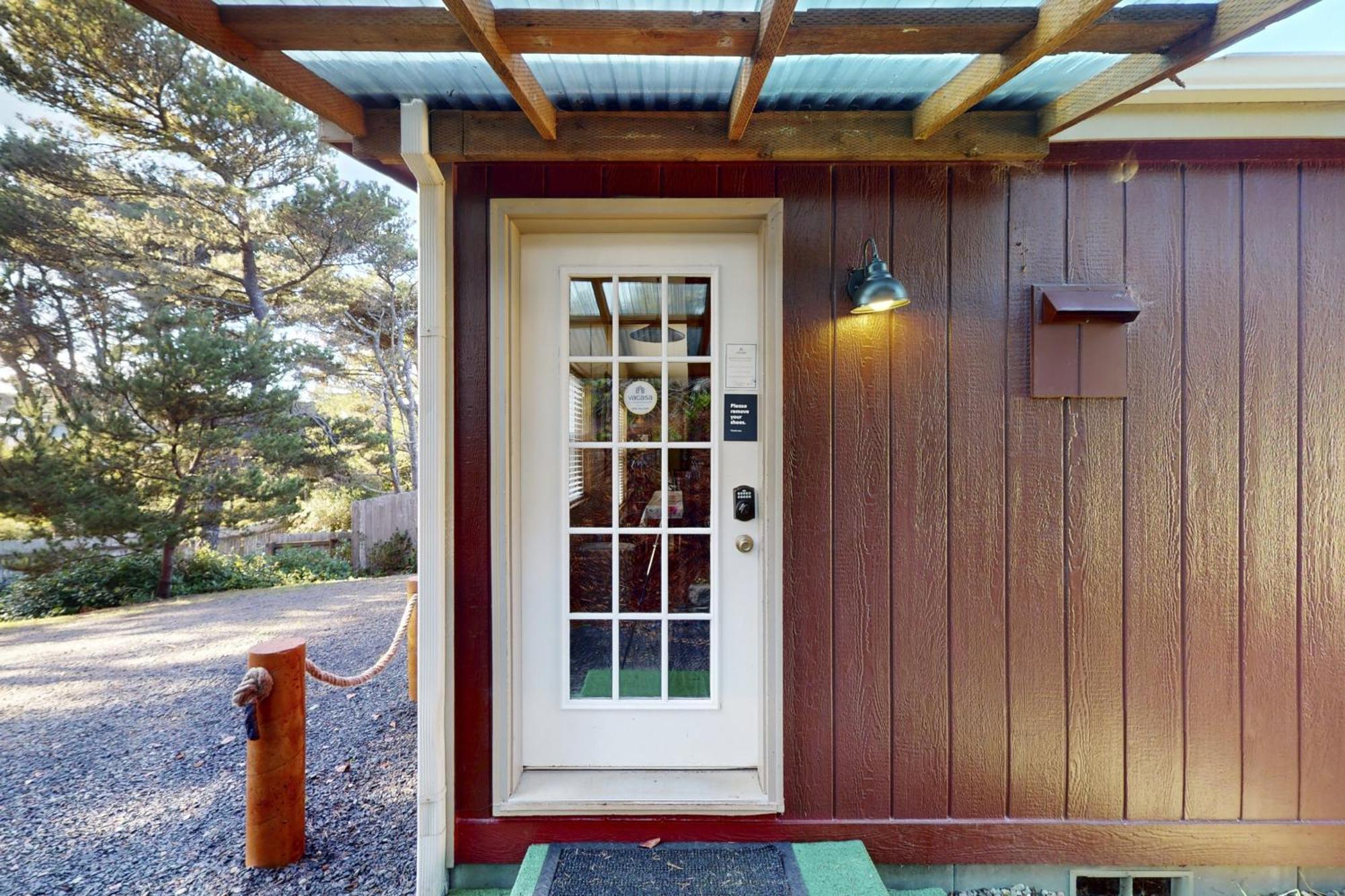 Blk Beach House Флорънс Екстериор снимка